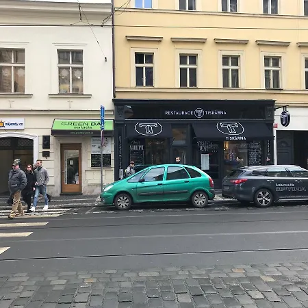 Daire 19 Nekazanka Prag