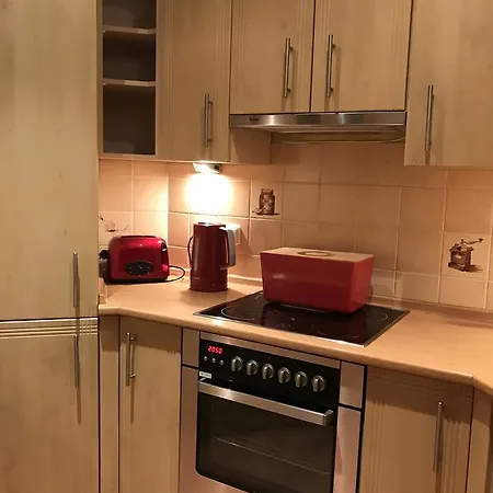 19 Nekazanka Apartment