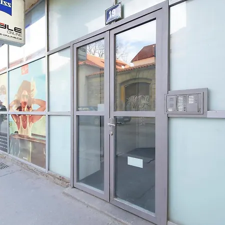 Apartment 19 Nekazanka