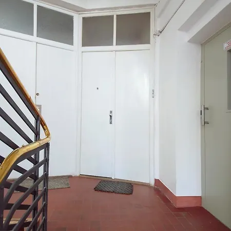 Apartment 19 Nekazanka *